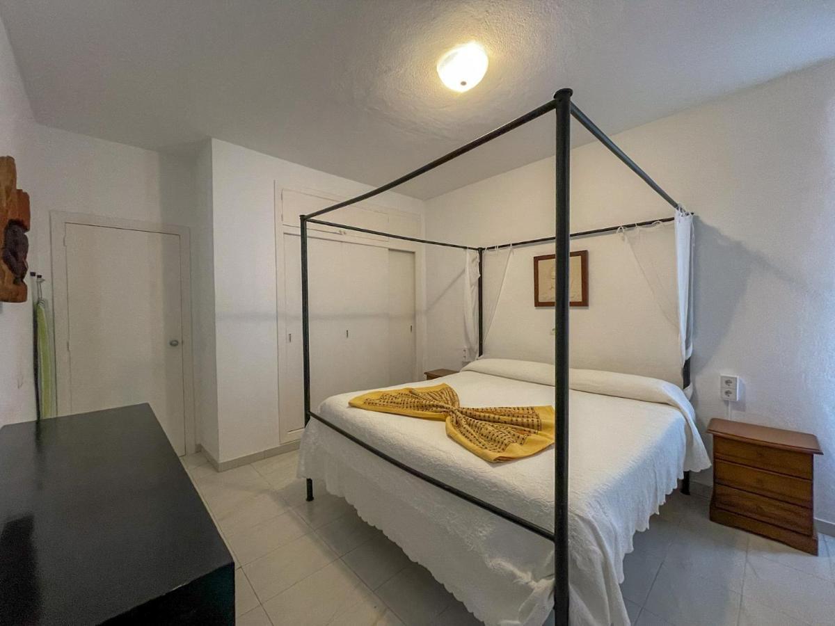 Apartamentos Cel Blau Santa Eularia des Riu Exterior foto