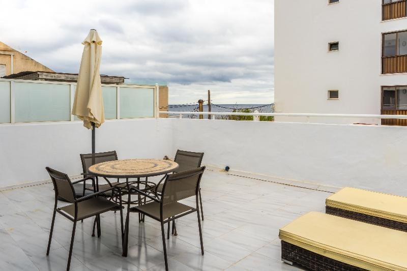 Apartamentos Cel Blau Santa Eularia des Riu Cameră foto